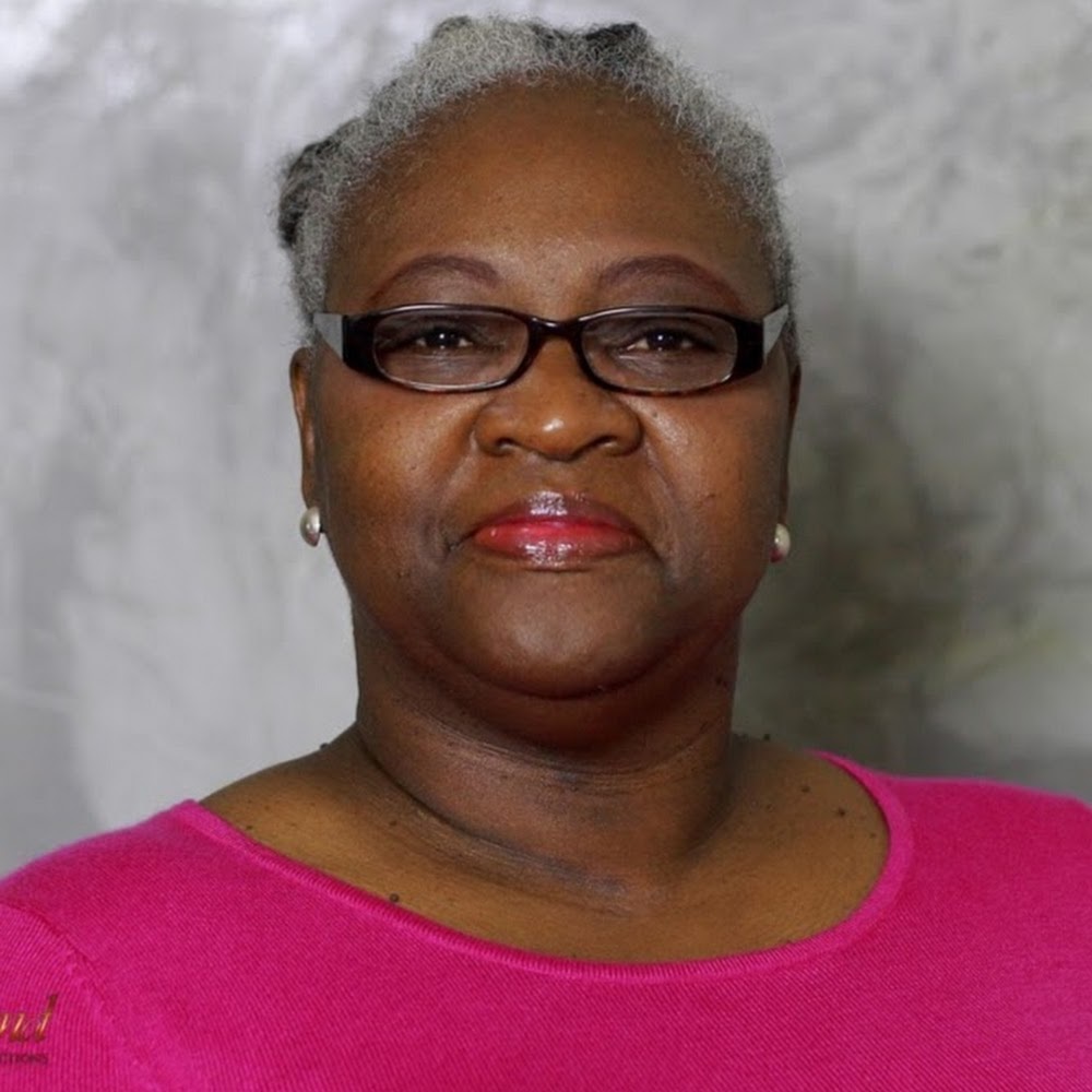 Meet your Posher, Pat